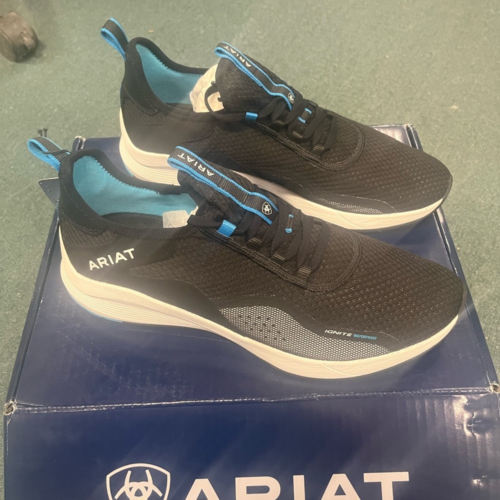 Ariat Ignite H2O Sneakers NWT